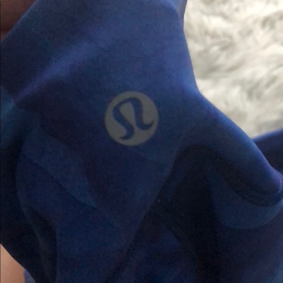 lululemon leggings NEVER BEEN WORN size 2 - Picture 3 of 6